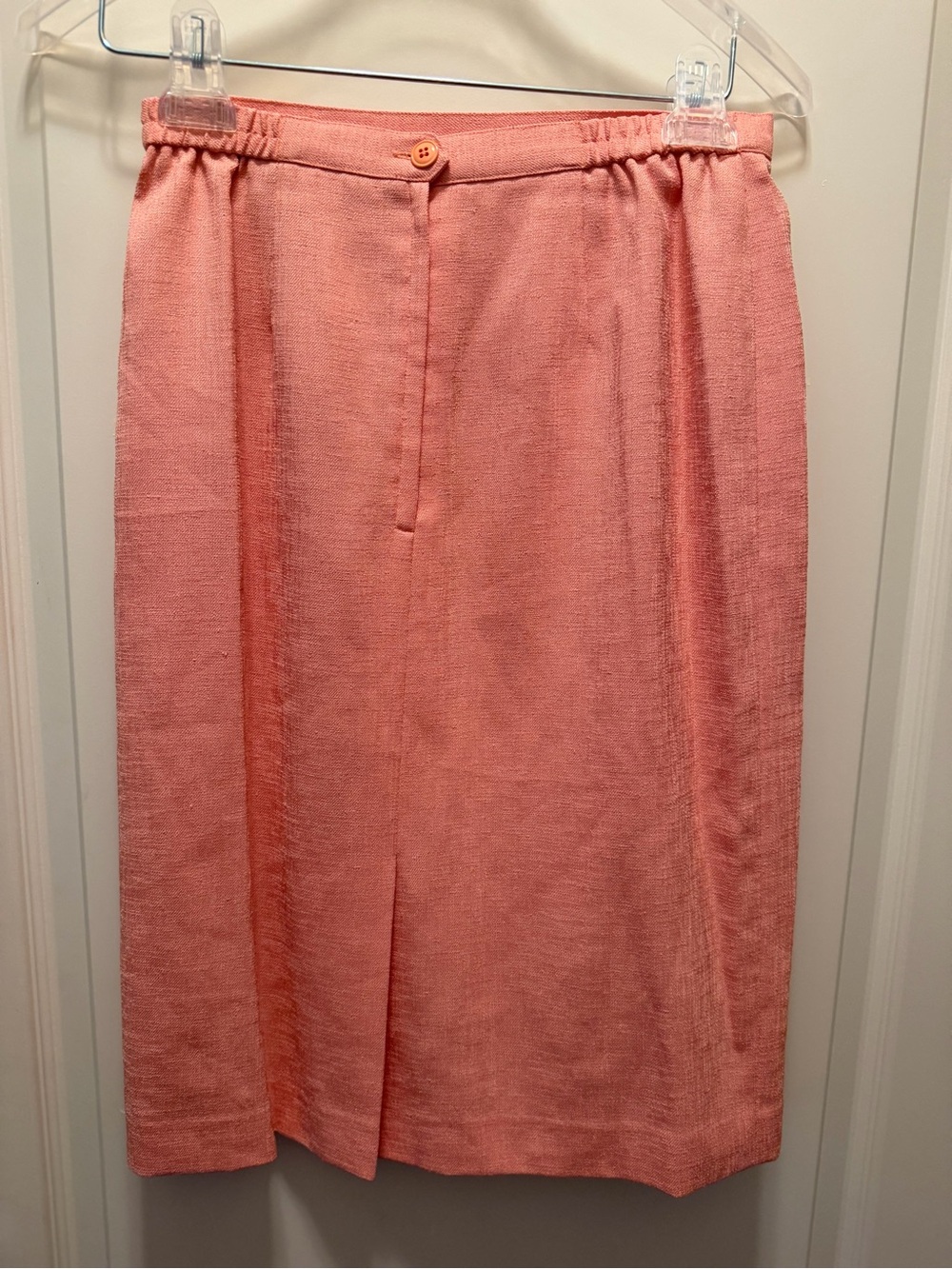 Women's Coral Pink Textured Pencil Skirt - Picture 5 of 7